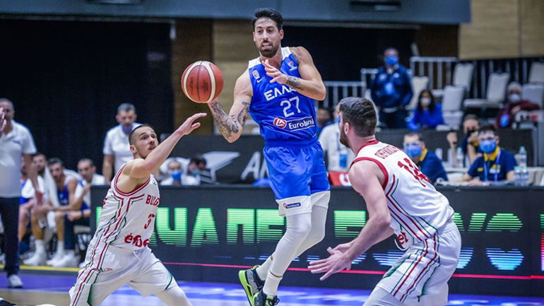 Mπάσκετ: «Κόπηκαν» από την Εθνική οι Αθηναίου, Μποχωρίδης, Μουράτος και Χουγκάζ