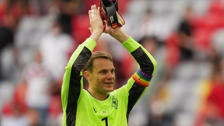 Γερμανία: Περιβραχιόνιο στα χρώματα της ΛΟΑΤΚΙ κοινότητας θα φορέσει και με την Ουγγαρία ο Νόιερ