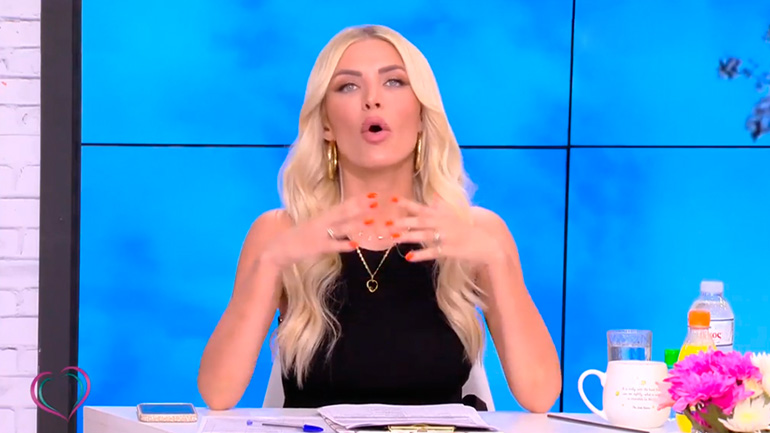 Η εκπομπή τής Καινούργιου ξευτιλίζει ΚΑΙ τη διπλή δολοφονία στα Γλυκά Νερά