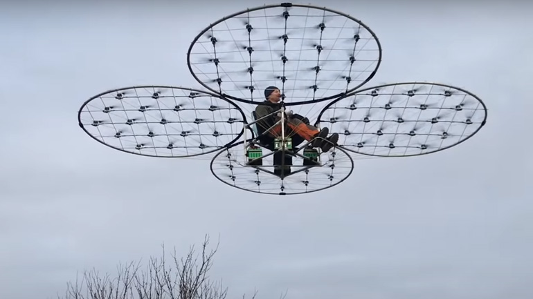 Drone με καρέκλα