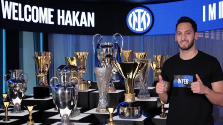 Ανακοίνωσε τον Τσαλχάνογλου η Ίντερ