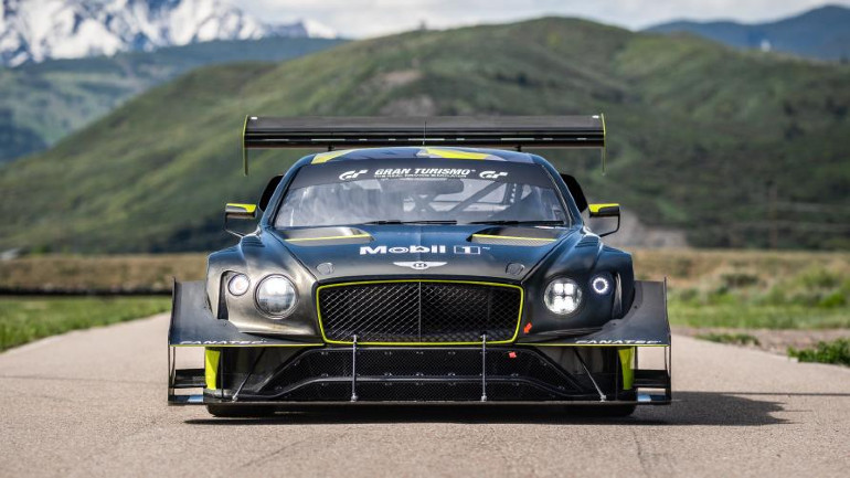 Αυτή είναι η Bentley Continental GT3 που θα εξοπλιστεί με το τιμόνι της Fanatec.