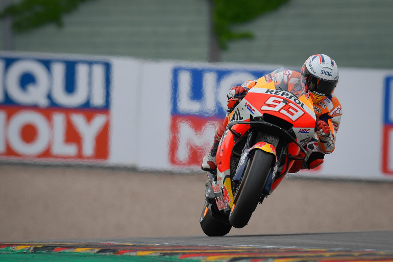 Ο Βασιλιάς του Ring πήρε τη 11η νίκη του στη Γερμανία επιστρέφοντας εμφατικά στις νίκες.