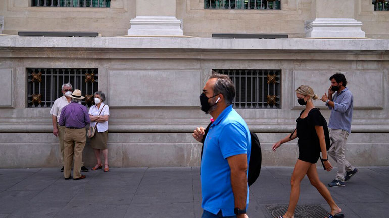 Πολλοί ασθενείς με κορωνοϊό υποφέρουν για μήνες από γνωστικά και συμπεριφορικά προβλήματα