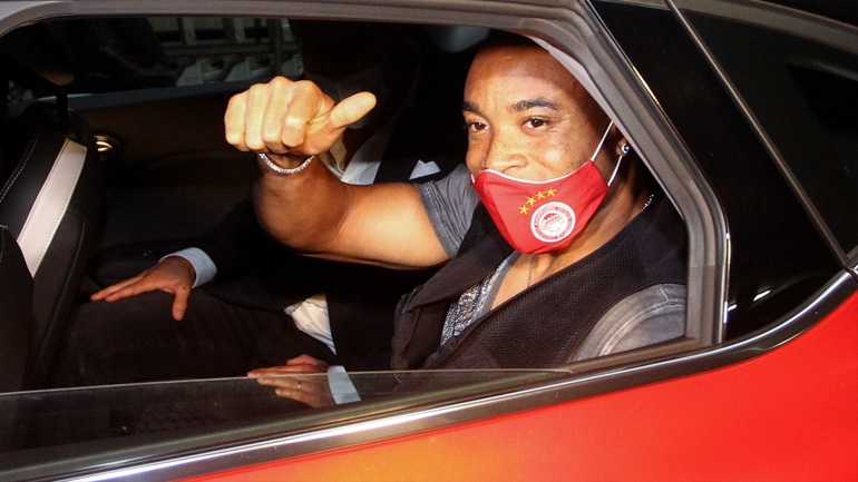 Ολυμπιακός: Υπέγραψε ο Κουντέ