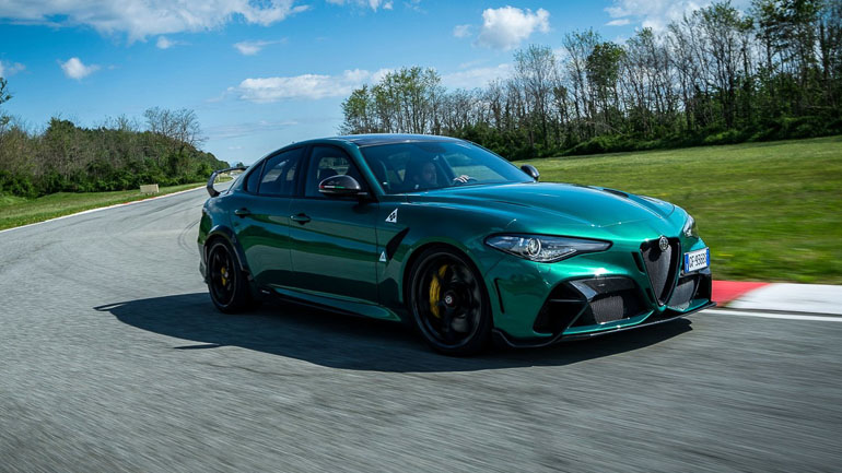 Ο Raikkonen έδωσε την έγκριση για την υπέροχη Alfa Romeo GTAm