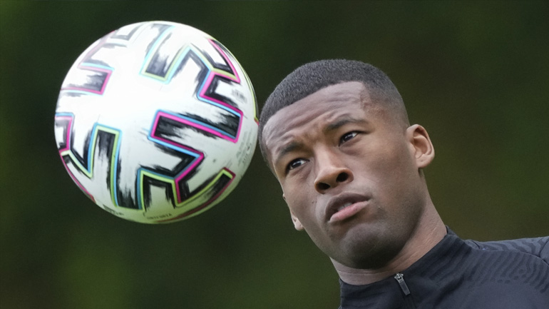 Βαϊνάλντουμ: «Η UEFA πρέπει να προστατεύσει τους παίκτες»