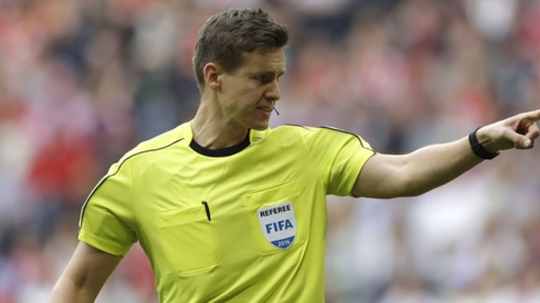 EURO 2020: Ζίμπερτ και Τέιλορ «σφυρίζουν» σε Άμστερνταμ και Λονδίνο