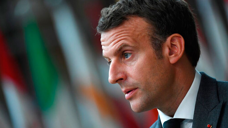 Μακρόν: «Πρέπει όλοι να είμαστε προσεκτικοί με τη μετάλλαξη Δέλτα»