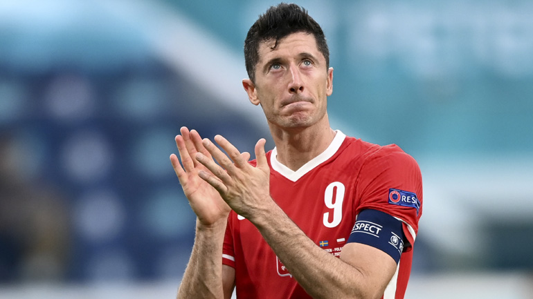 Λεβαντόφσκι: «Πονάει ο αποκλεισμός»