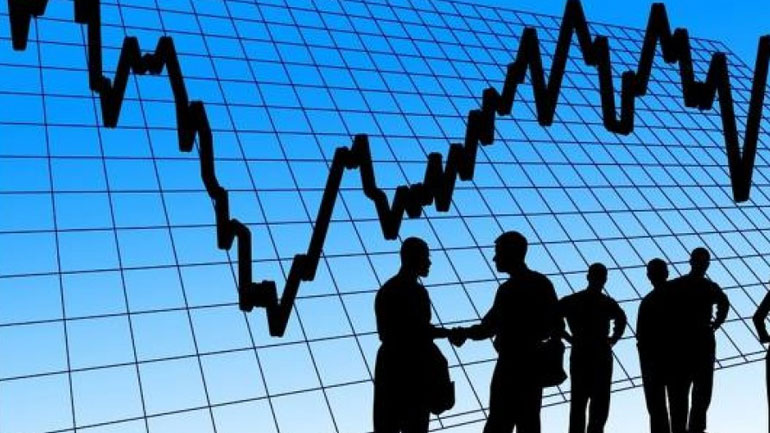 Μεσοπρόθεσμο: Οι προβλέψεις για την πτώση της ανεργίας και του δημόσιου χρέους