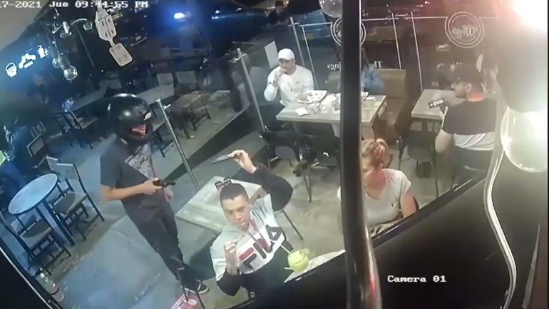 Όταν σε κλέβουν αλλά πεινάς 