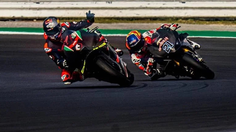 Στην πίστα βρέθηκε και ο Rinaldi με την Ducati SBK.