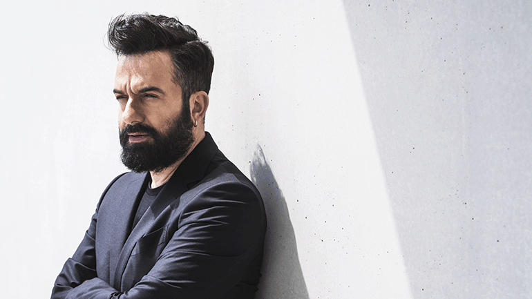 O Κων. Ρήγος για την παράσταση «Ιππείς»: «Θα παραδώσουμε έναν Αριστοφάνη ανοιχτό σε “αναγνώσεις”»