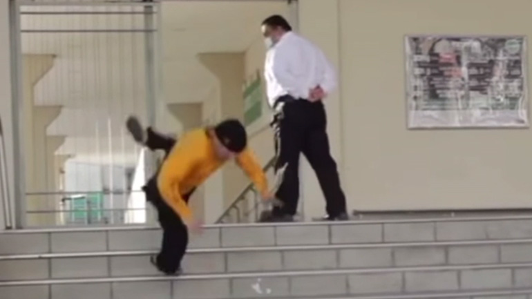 Skater εναντίον σεκιουριτά