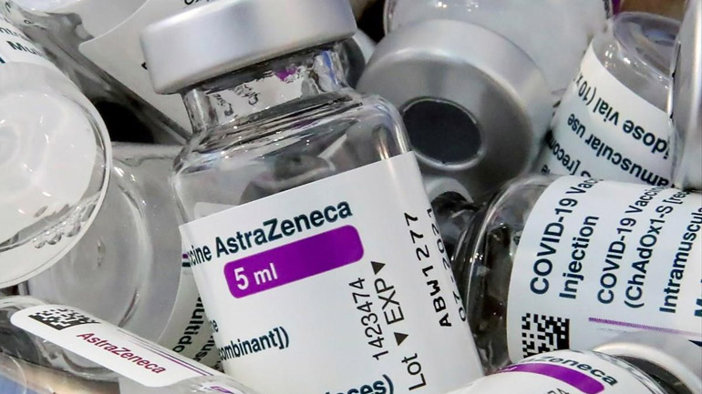 Εμβόλιο AstraZeneca/Οξφόρδης: “Ένα μακρύ μεσοδιάστημα ανάμεσα στις δύο δόσεις βελτιώνει την αποτελεσματικότητα”
