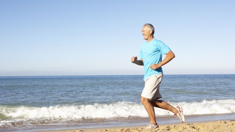 Πώς μπορείς να στηρίζεις σώμα και πνεύμα μετά τα 50;