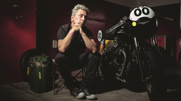 Ο DJ Ringo είναι από τους μεγάλους θαυμαστές της Moto Guzzi.