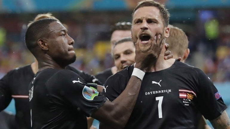 Ανακοινώνει τον Αρναούτοβιτς η Μπολόνια