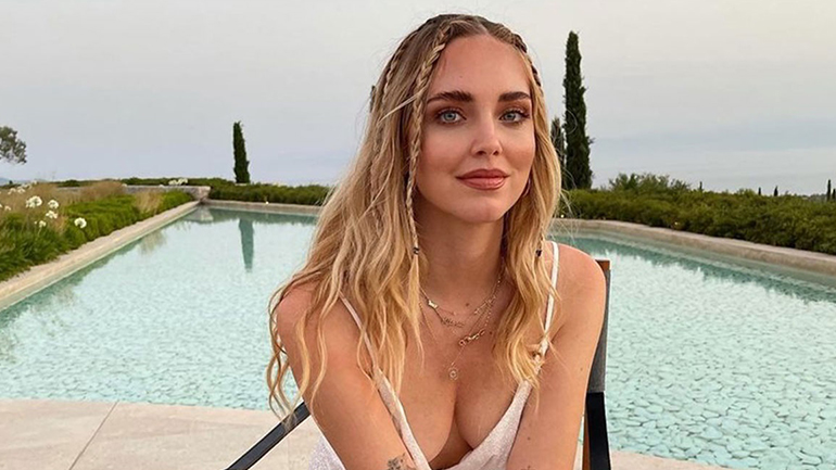 Chiara Ferragni: Ποζάρει γυμνή στο Πόρτο Χέλι και «ρίχνει» το Instagram