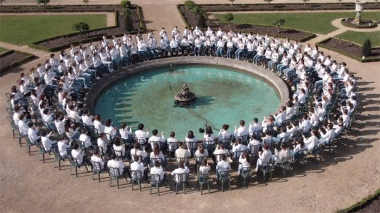 Η 5η Συμφωνία του Μπετόβεν με ρυθμικές κρούσεις του σώματος 185 μαθητών