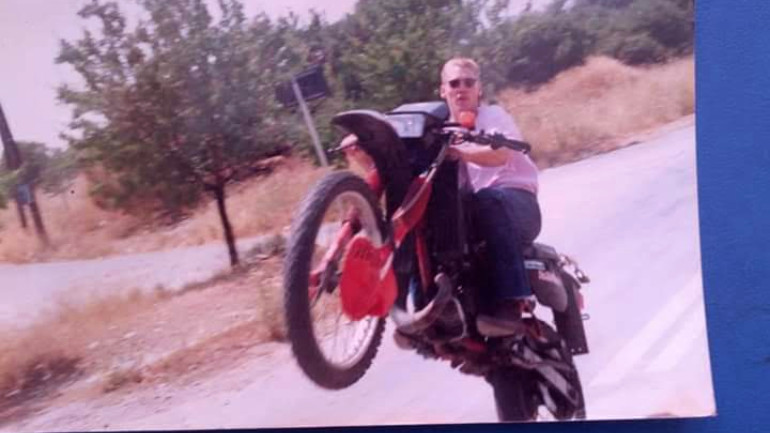 Hard Copy φωτογραφία με σούζα φυσικά...