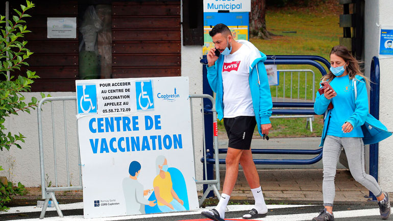 «Η Γαλλία πιθανόν να έχει και τέταρτο κύμα της πανδημίας»