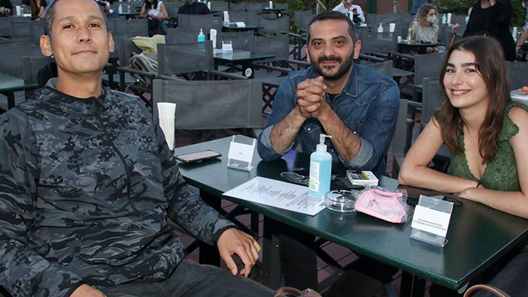 Το σχόλιο του Σωτήρη Κοντιζά στην κοινή φωτογραφία της Χρύσας Μιχαλοπούλου με τον Λεωνίδα Κουτσόπουλο