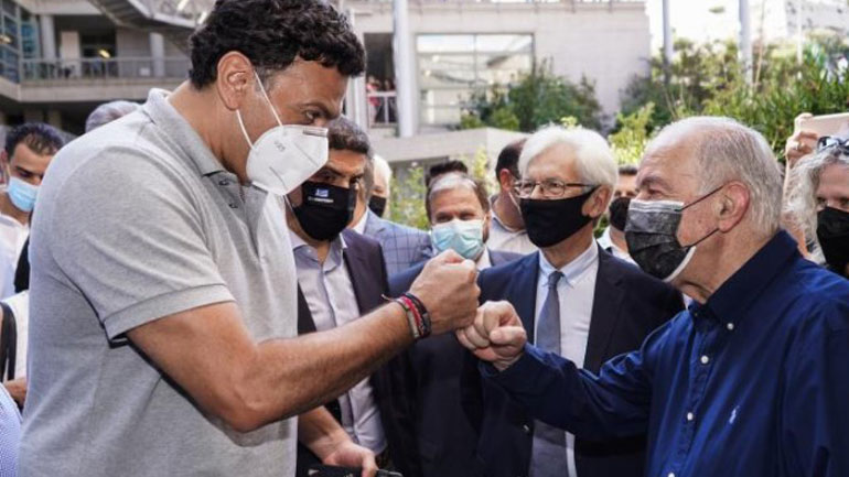 Στο Ρέθυμνο ο υπουργός Υγείας Β. Κικίλιας για τους εμβολιασμούς και τον τουρισμό