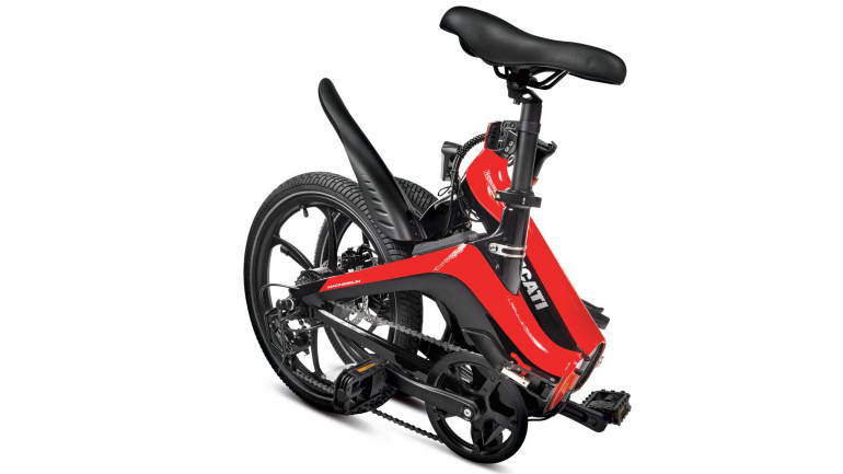 Πολύ πρακτικό ποδήλατο με χαμηλό βάρος και υψηλού επιπέδου ποιότητα.