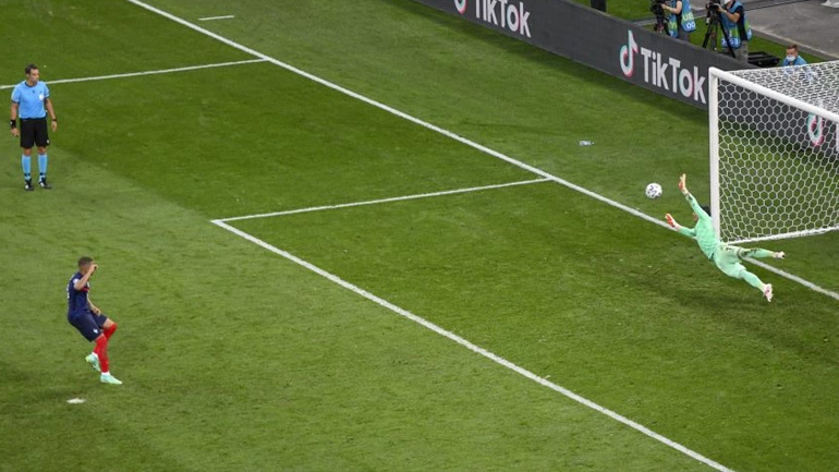 Euro 2020: Οι Γάλλοι μάζεψαν 270.000 υπογραφές για την επανάληψη του ματς με την Ελβετία