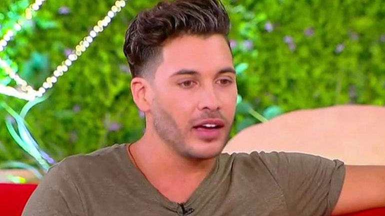 Survivor: O Γιώργος Ασημακόπουλος ζήτησε δημόσια συγγνώμη από τον Τριαντάφυλλο