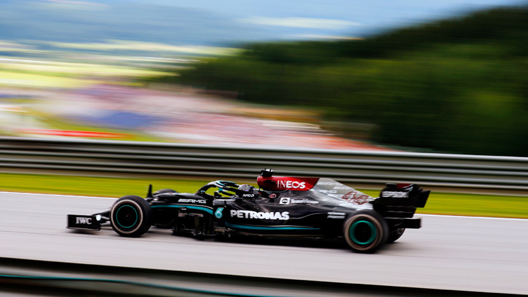 Το 1-2 έκανε η Mercedes στα ανεπίσημα δοκιμαστικά στην πίστα του Spielberg