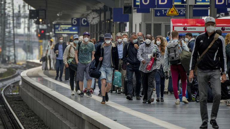 Γερμανία-Covid-19: 16 θάνατοι και 671 κρούσματα σε 24 ώρες