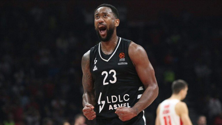 Ολυμπιακός: «Χάλασε» η μεταγραφή του Λάιτι από την Βιλερμπάν