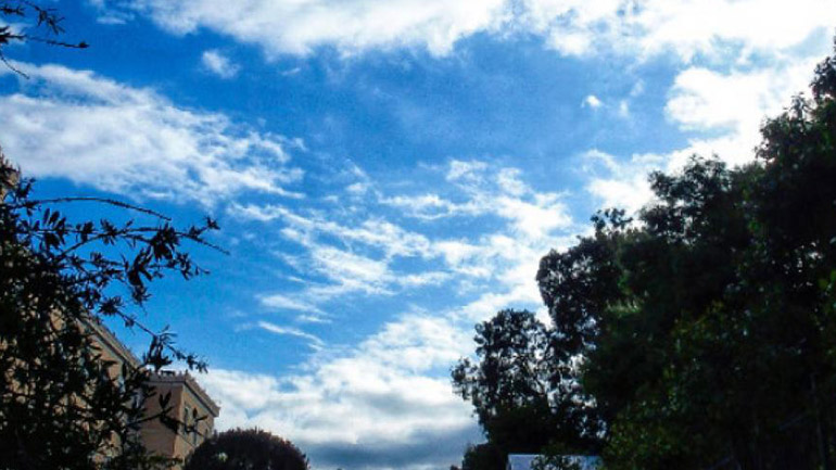 Η θερμοκρασία σε κανονικά πλέον για την εποχή επίπεδα