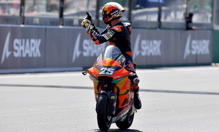 Μάχη θα δοθεί μεταξύ KTM, Yamaha και Honda για τον Raul Fernandez!