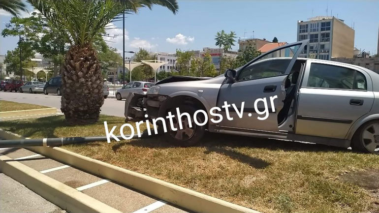 Σοβαρό ατύχημα στο κέντρο της Κορίνθου – Από θαύμα δεν υπήρξε θύμα