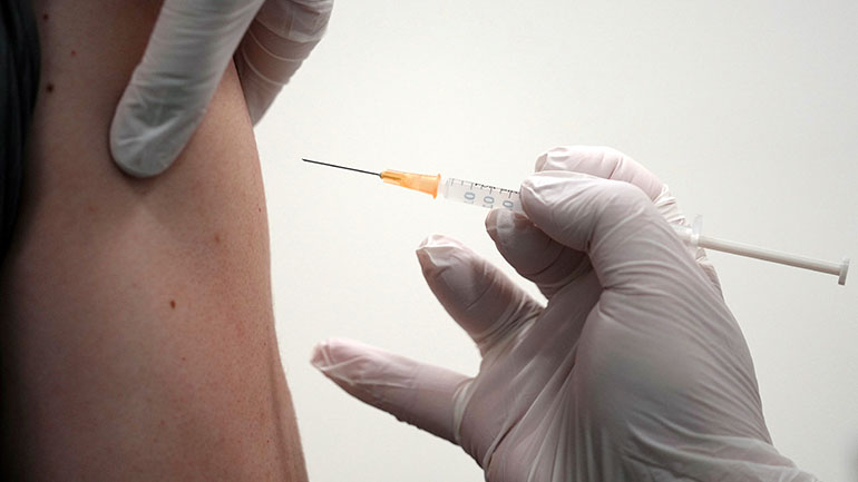 Πάτρα: Επιδεινώθηκε η κατάσταση της 27χρονης που είχε κάνει το εμβόλιο της Johnson & Johnson Πάτρα: Επιδεινώθηκε η κατάσταση της 27χρονης που είχε κάνει το εμβόλιο της Johnson & Johnson