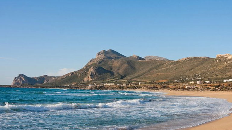 Φαλάσαρνα Χανίων: Σε σοβαρή κατάσταση 16χρονος έπειτα από βουτιά στη θάλασσα Φαλάσαρνα Χανίων: Σε σοβαρή κατάσταση 16χρονος έπειτα από βουτιά στη θάλασσα