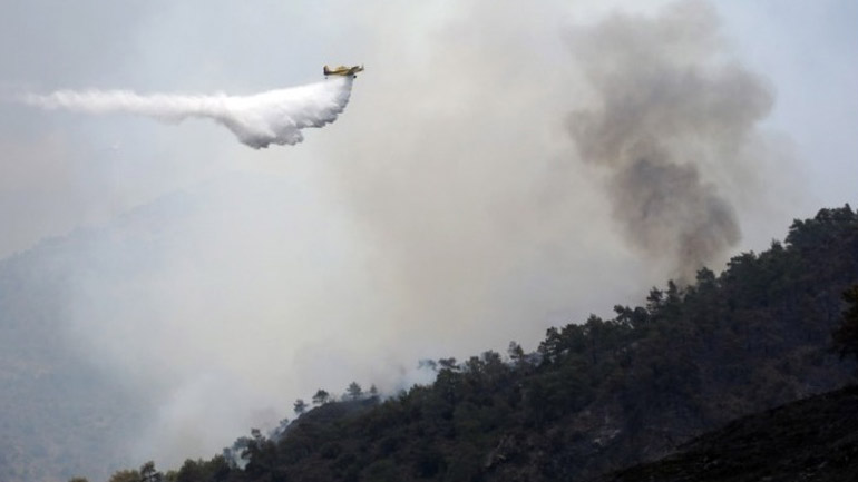 Κύπρος: Υπό έλεγχο η πυρκαγιά στον Κοτσιάτη