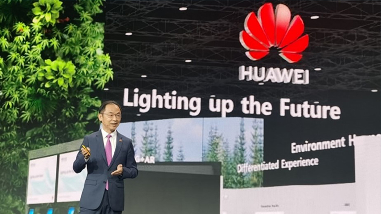 Huawei, Ryan Ding: Η συνεχής καινοτομία «φωτίζει» το μέλλον όλων των κλάδων