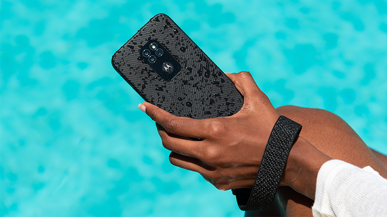 motorola defy: Nέο στιβαρό smartphone, ανθεκτικό στις πτώσεις