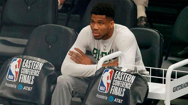 ΝΒΑ: Παραμένει αμφίβολος για το πρώτο ματς των τελικών ο Αντετοκούνμπο ΝΒΑ: Παραμένει αμφίβολος για το πρώτο ματς των τελικών ο Αντετοκούνμπο