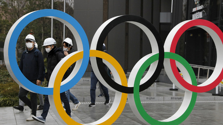 Τόκιο 2020: Γυναίκα προσπάθησε με… νεροπίστολο να σβήσει την Ολυμπιακή φλόγα!