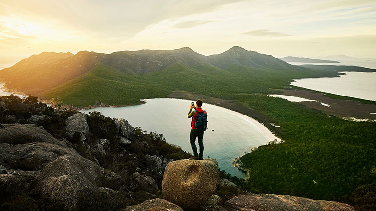 Οι μισοί Έλληνες θα μετακόμιζαν στην ύπαιθρο, εάν υπήρχε καλή σύνδεση στο ίντερνετ