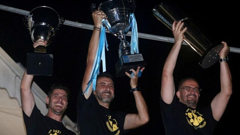 Xάντμπολ: Με τις τρεις κούπες το γιόρτασε στη Νέα Φιλαδέλφεια η ΑΕΚ!