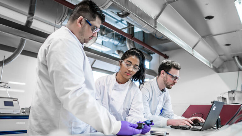 H μετάβαση των καπνιστών σε θερμαινόμενο προϊόν καπνού αλλάζει τους βιοδείκτες κινδύνου