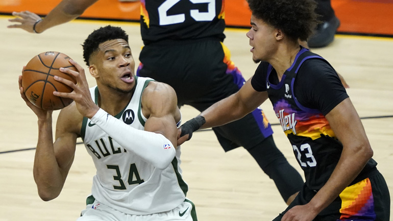 Αντετοκούνμπο: «Πίστεψα ότι θα μείνω εκτός για έναν χρόνο»