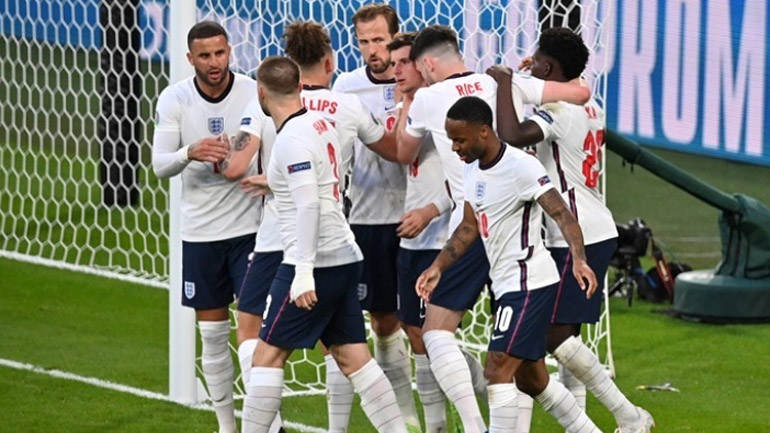 Και τώρα στο ΑΕΙ…